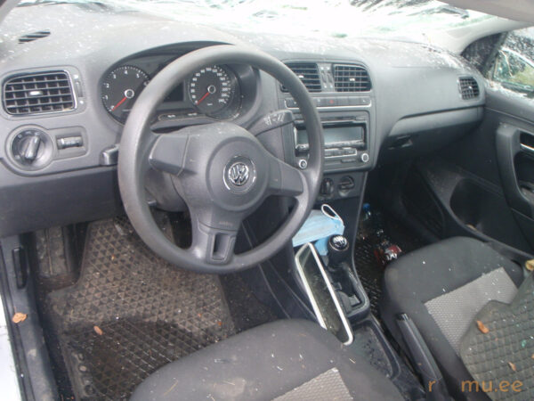 Volkswagen Polo (2014) - Image 7