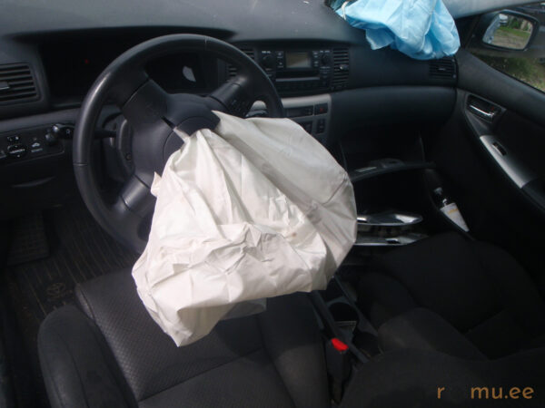 Toyota Corolla (2005) - Image 6