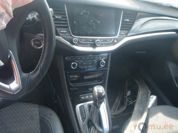 Opel Astra Sports Tourer (2016) - Image 7