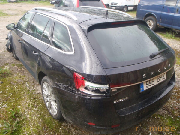Skoda Superb (2019) - Image 4