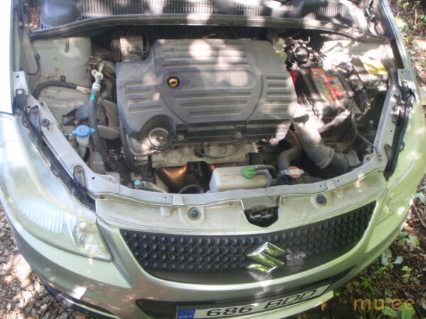 Suzuki SX4 (2011) - Image 6