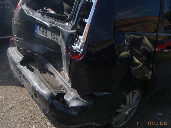 Ford C-Max (2009) - Image 5