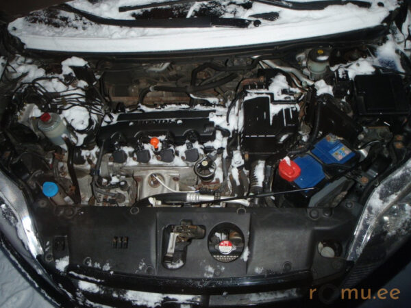 Honda FR-V (2008) - Image 6
