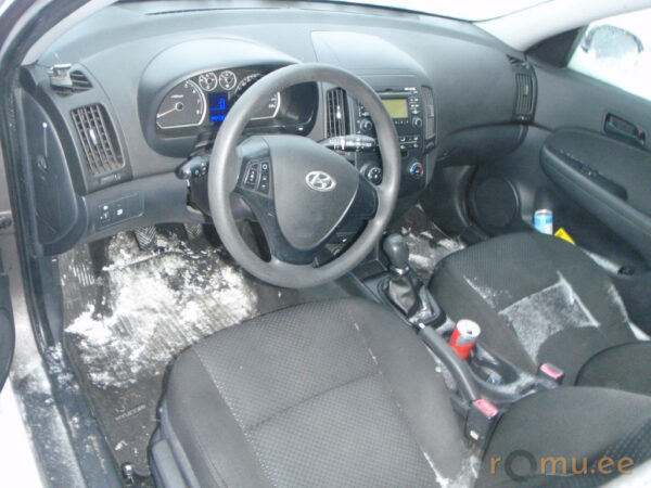 Hyundai i30 (2011) - Image 7