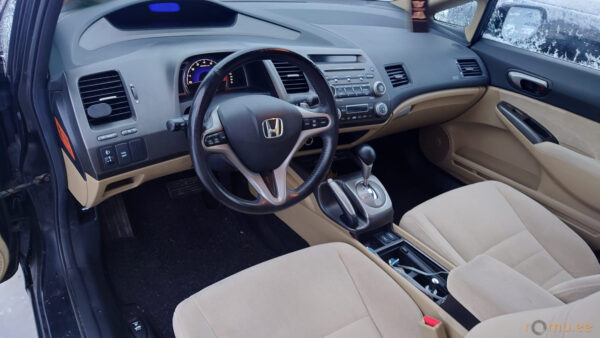 Honda Civic (2007) - Image 6