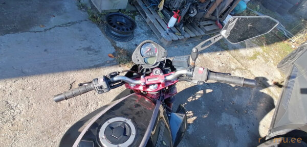 Kawasaki ER-6N (2007) - Image 8