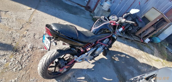Kawasaki ER-6N (2007) - Image 4