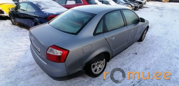 Audi A4 (2003) - Image 4