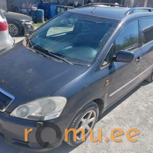 Toyota Avensis Verso (2003)