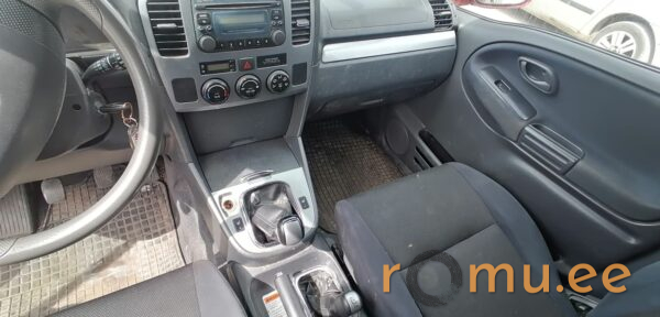 Suzuki Grand Vitara (2005) - Image 7