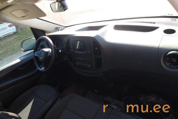 Mercedes-Benz Vito Tourer (2020) - Image 7