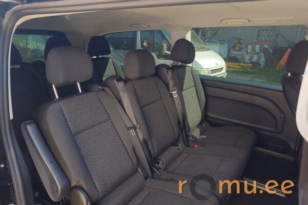 Mercedes-Benz Vito Tourer (2020) - Image 9