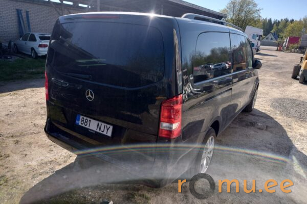 Mercedes-Benz Vito Tourer (2020) - Image 3