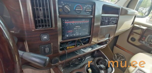 Chevrolet Express (2003) - Image 7