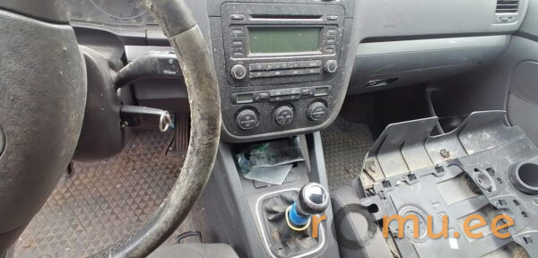 Volkswagen Golf 4x4 (2004) - Image 8