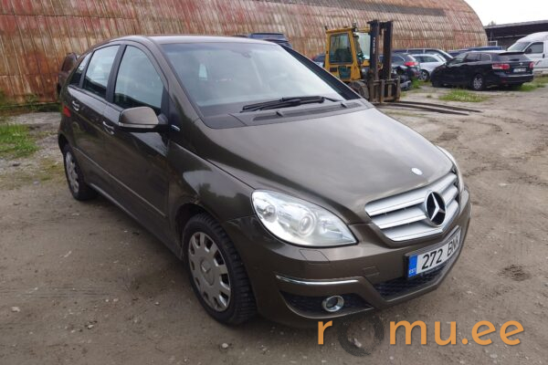 Mercedes-Benz B180 NGT (2009) - Image 2