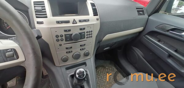 Opel Zafira (2008) - Image 7