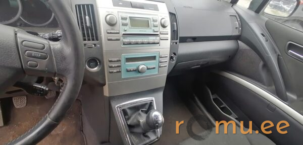 Toyota Corolla Verso (2006) - Image 9