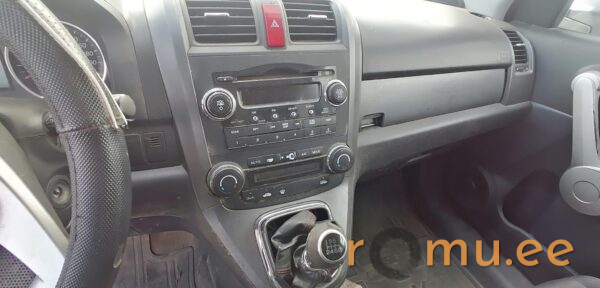 Honda CR-V (2007) - Image 8