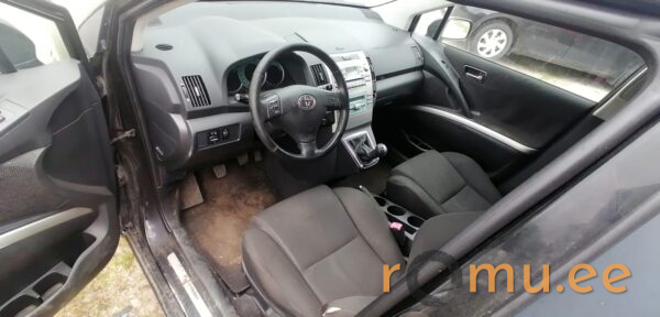 Toyota Corolla Verso (2006) - Image 8
