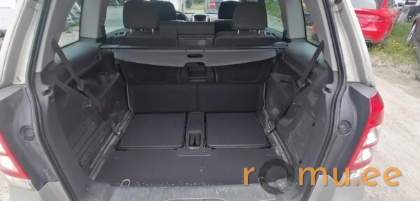 Opel Zafira (2008) - Image 8