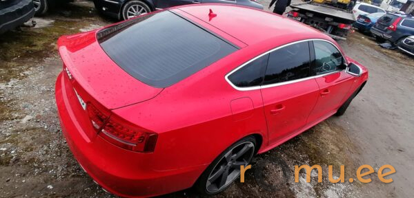 Audi S5 (2010) - Image 3