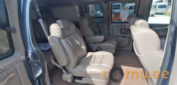 Chevrolet Express (2003) - Image 8