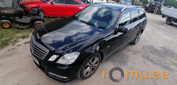 Mercedes-Benz E350 CDi 4Matic (2010)