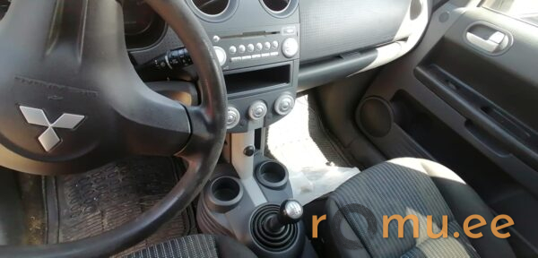 Mitsubishi Colt (2008) — изображение 8