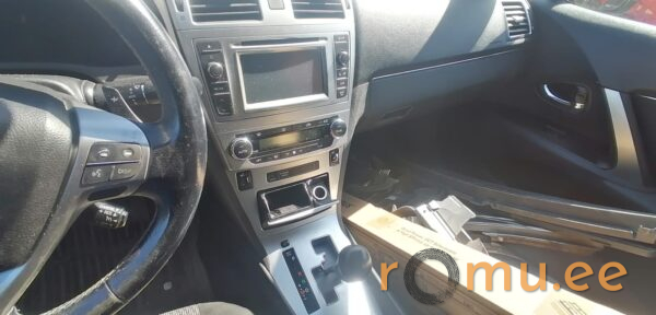 Toyota Avensis (2013) — изображение 9
