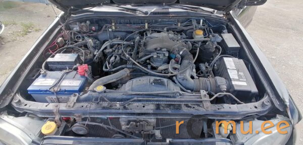Nissan Pathfinder (2000) - Image 6