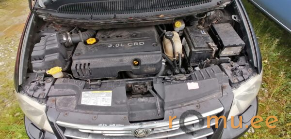 Chrysler Grand Voyager (2005) — изображение 5