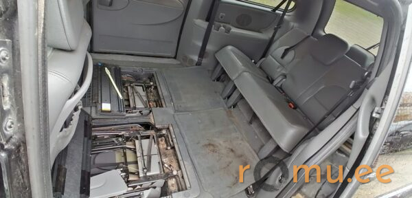 Chrysler Grand Voyager (2005) — изображение 9
