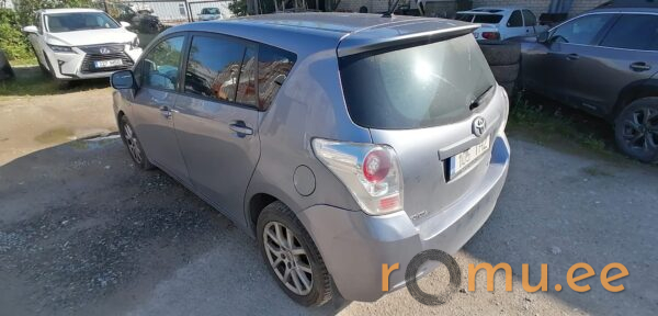 Toyota Verso (2010) - Image 4