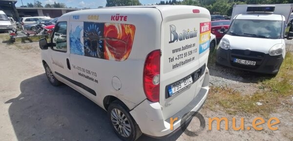 Fiat Doblo (2013) - Image 4