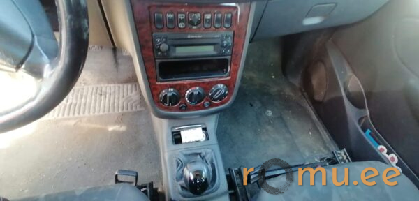 Mercedes-Benz Vaneo 1.6 (2003) — изображение 7