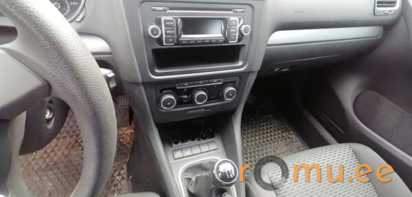 Volkswagen Golf (2011) — изображение 8