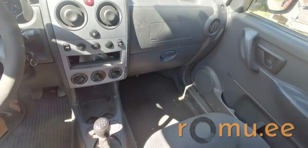 Citroen Berlingo (2011) - Image 7