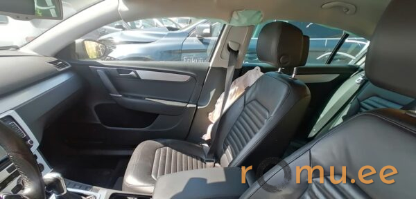 Volkswagen Passat (2012) - Image 8