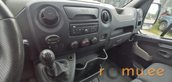Opel Movano (2011) - Image 8