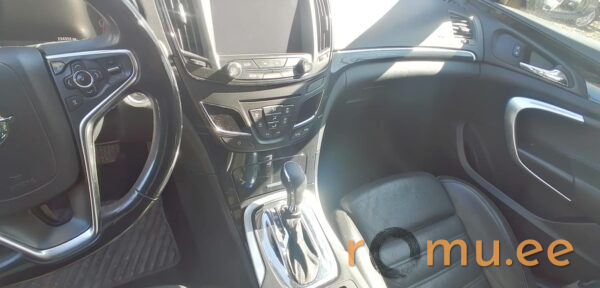 Opel Insignia Sports Tourer SW (2016) — изображение 9