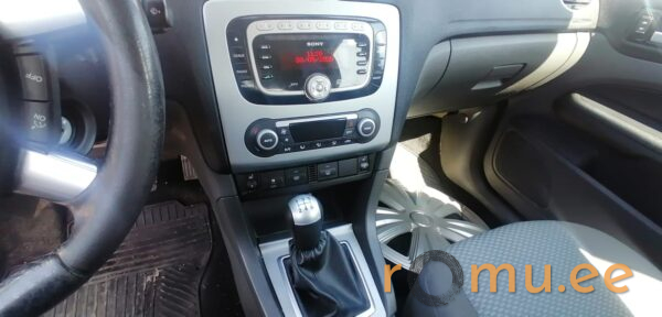 Ford Focus (2007) - Image 8