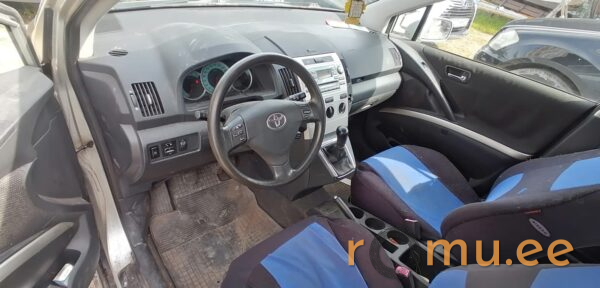 Toyota Corolla Verso (2006) — изображение 7