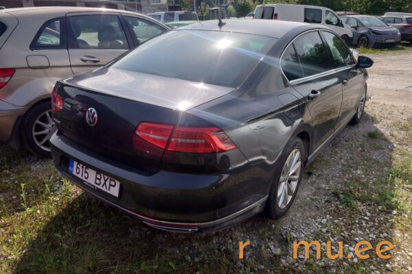 Volkswagen Passat (2018) — изображение 4