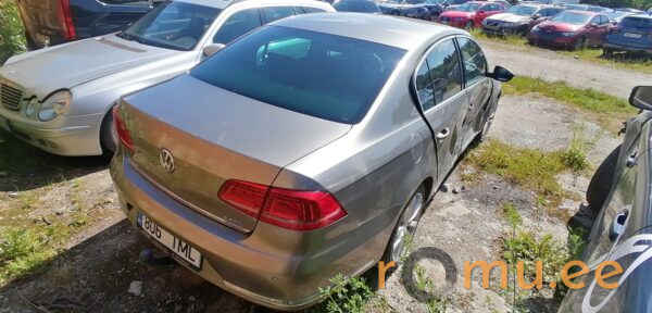 Volkswagen Passat (2012) - Image 4