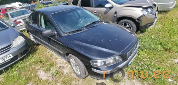 Volvo S60 (2002) - Image 2