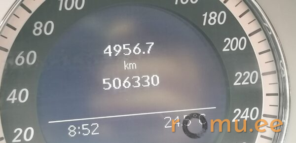 Mercedes-Benz C220 CDi (2008) - Image 8