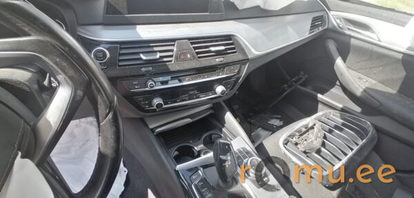 BMW 520d (2017) — изображение 8