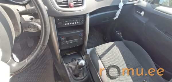 Peugeot 207 (2007) - Image 8