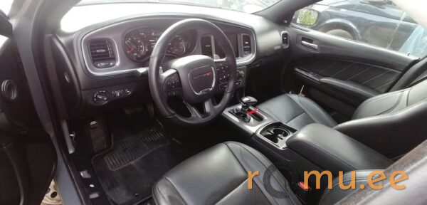 Dodge Charger (2021) - Image 9